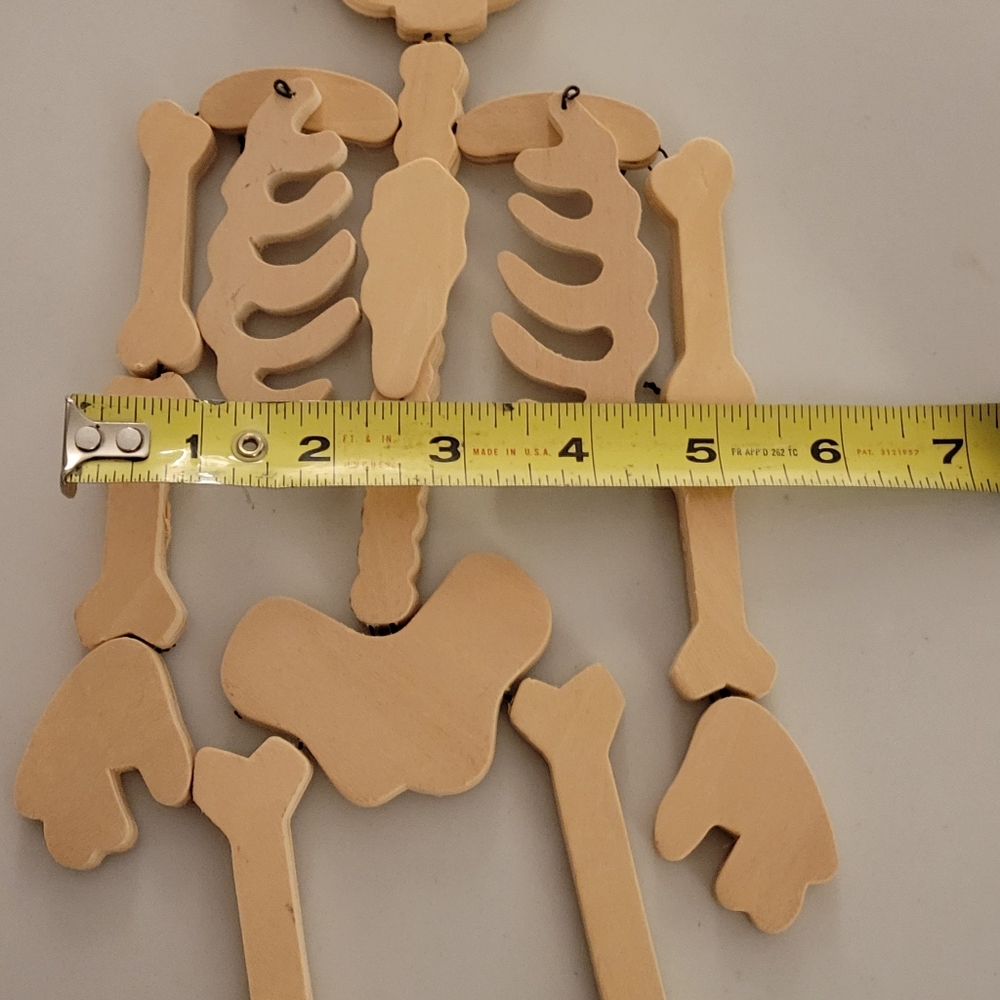 Assorted wooden craft decorations to paint and decorate Halloween - Picture 2 of 6